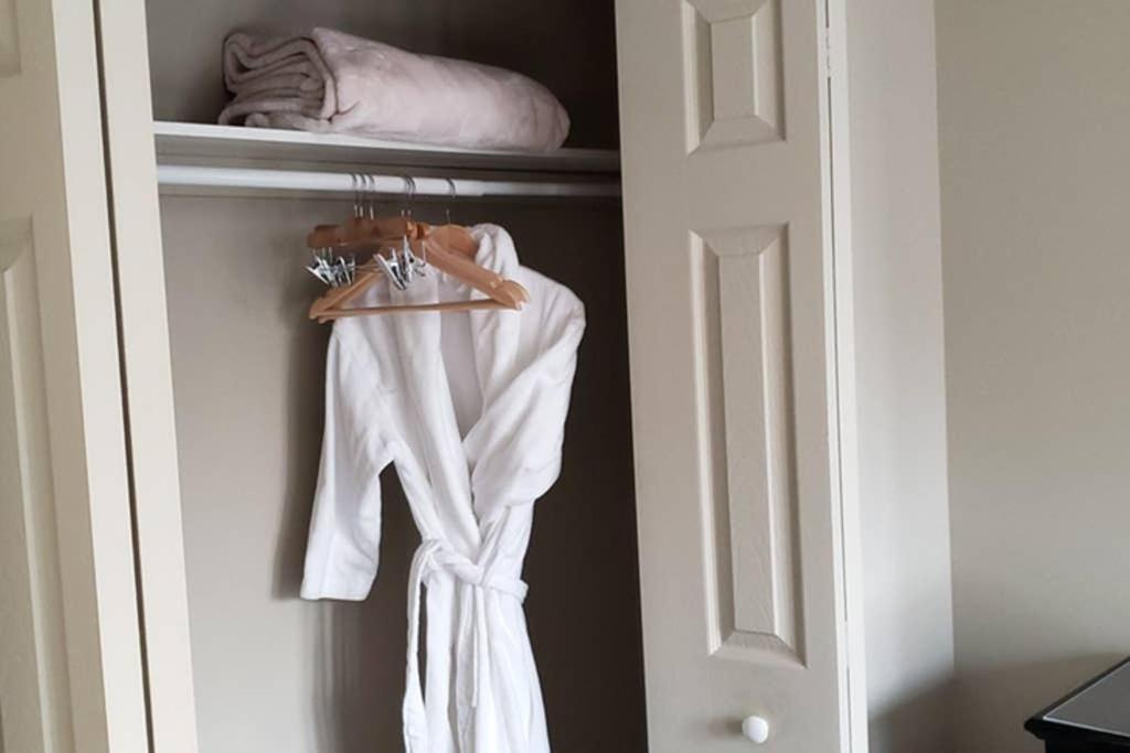 2-Bedroom Apartment Sweet #2 By Amazing Property Rentals Gatineau Esterno foto